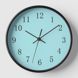 Horloge murale bleu pâle de la cuisine