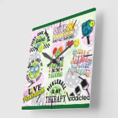 Horloge murale Carré de Pickleball Time (Angle)