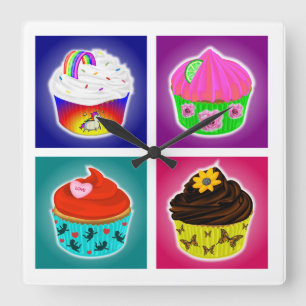 Horloge murale carrée quatre cupcakes