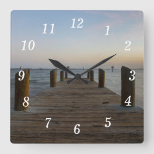 Horloge murale du quai Banana River