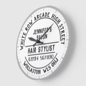 Horloge murale du salon coiffeur (Angle)