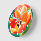 Horloge murale en acrylique Tulipe Orange (Angle)