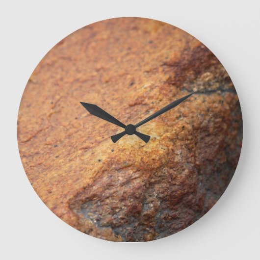 Horloge murale en granit de couleur rouille (Recto)