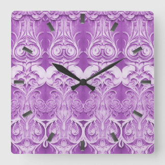 Horloge murale florissante des fleurs violettes