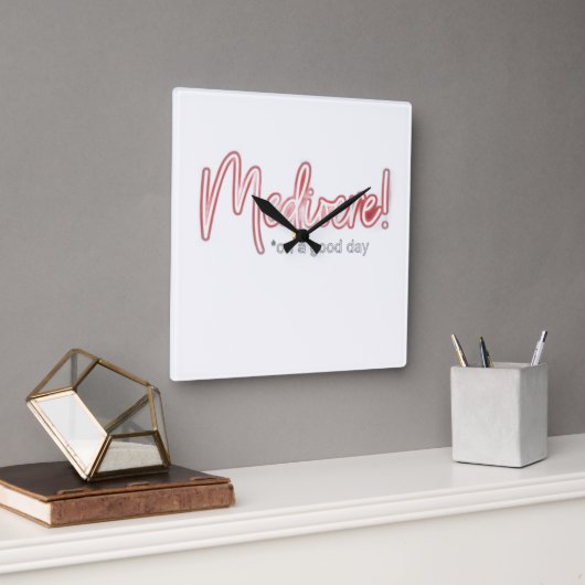 Horloge murale médiocre au meilleur de sa forme (Bureau)