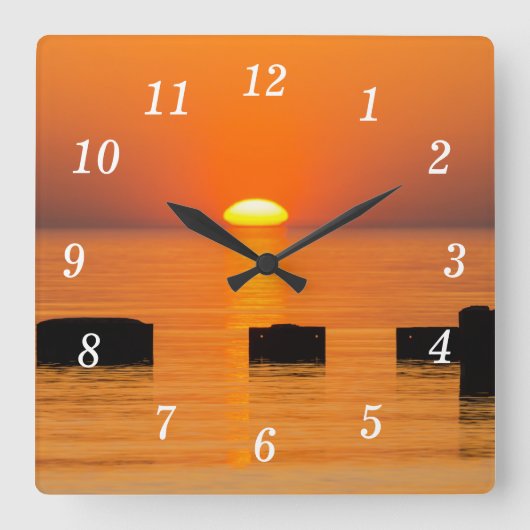 Horloge murale orange montante (Recto)