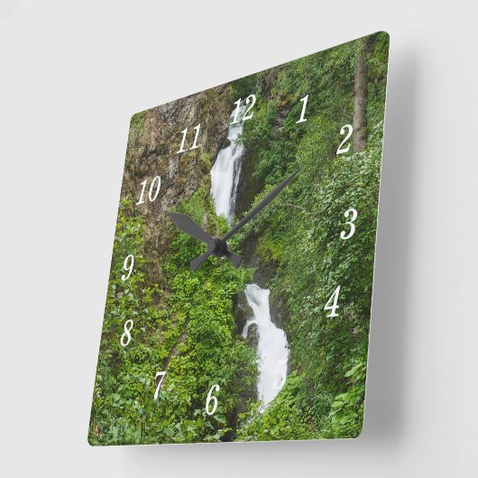 Horloge murale peinte de Thunderbird Falls (Angle)