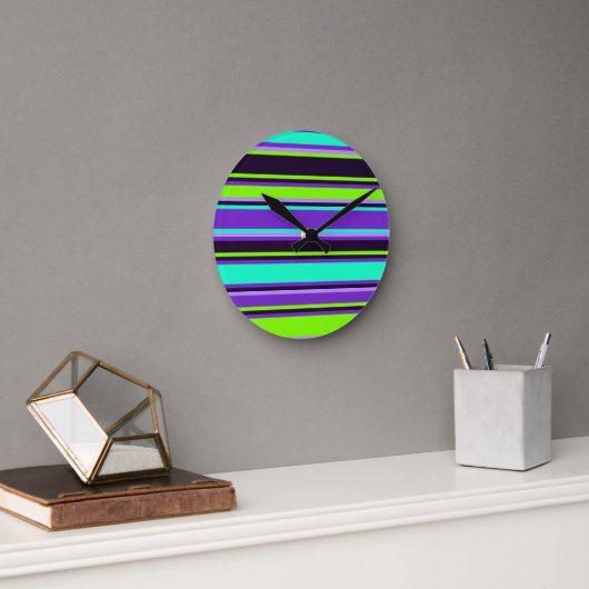 Horloge murale rayée violette, aqua et chartreuse (Bureau)