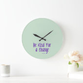 Horloge murale vert sauge Be Kind For Change™ (Maison)