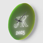 Horloge murale verte jaune JK 2025 (Angle)