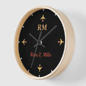 Horloge Nom de pilote personnalisé Avions Style Aero (Angle)