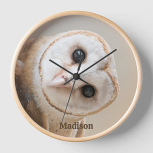 Horloge Nom personnalisé Cute Barn Owl