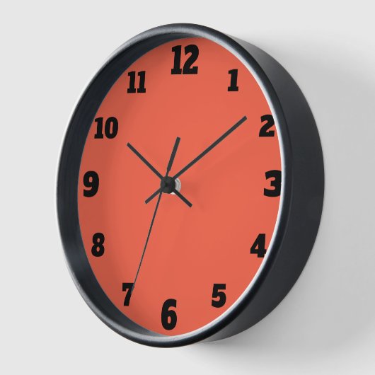 Horloge Nombre noir minimal élevé | Persimmon minimal (Angle)