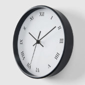 Horloge Nombres Romains Noirs Mur en Bois Noir (Angle)