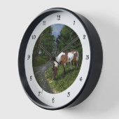 Horloge Paint Horse by the Forest Stream (Angle)