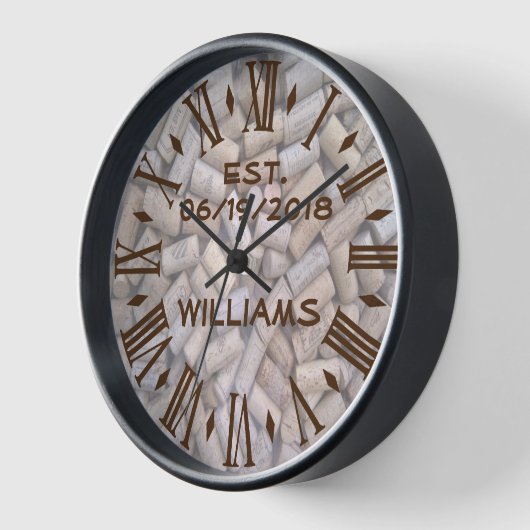 Horloge Personalized Wine Corks (Angle)