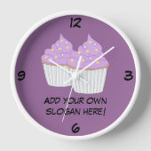 Horloge Personnaliser de ce graphique Lilac Cupcake (Recto)