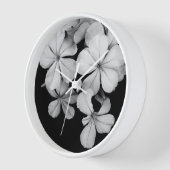 Horloge Plumbago n&b (Angle)