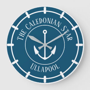 Horloge pour un bateau. Grande horloge du navire