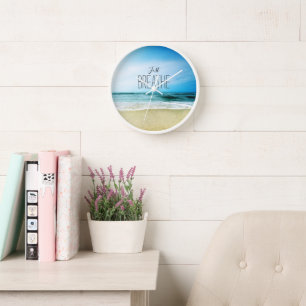 Horloge Respirez simplement à la plage