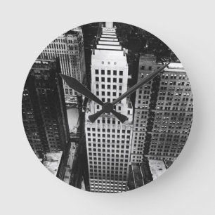 Horloge Ronde 1960 : Une vue aérienne d'un gratte-ciel de