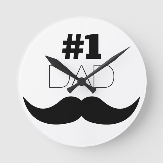 Horloge Ronde #1 Papa Mustache noire - Numéro Un (Recto)