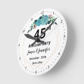 Horloge Ronde 45e Wedding Anniversary Custom Names and Year (Angle)
