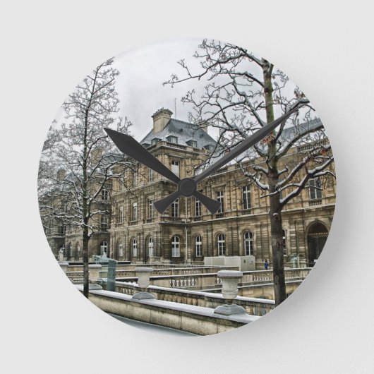Horloge Ronde À Paris (Recto)