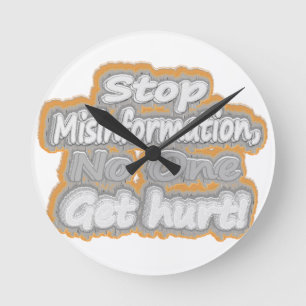 Horloge Ronde About Cute Artwork "Stop Misinformation". Buy (hom