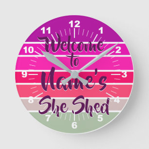 Horloge Ronde Ajouter un nom Bienvenue à Elle Shop Rose Retro Su