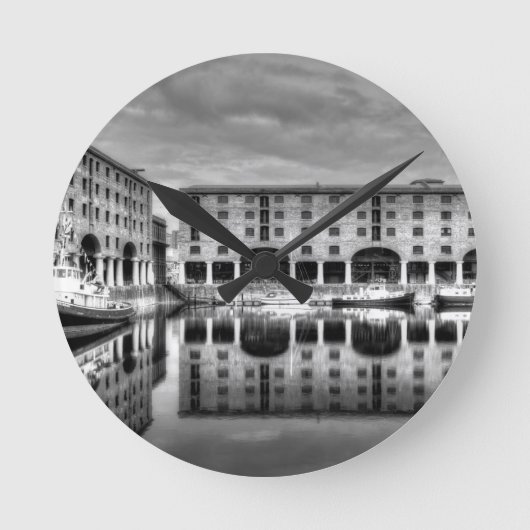 Horloge Ronde Albert Dock Liverpool Réflexions (Recto)