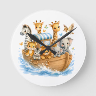 Horloge Ronde Amis des animaux mignons dans un bateau T-shirt po