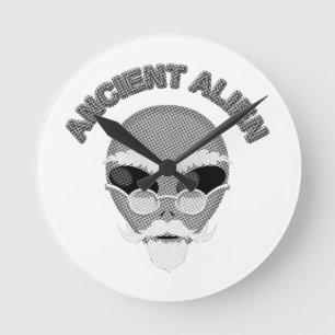 Horloge Ronde Ancien journal en chef Alien