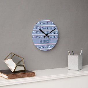 Horloge Ronde Ancres nautiques bleues blanches personnalisées