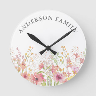 Horloge Ronde Aquarelle rose Floral Nom de famille