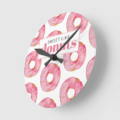 Horloge Ronde Aquarelle rose moderne douce comme les beignets Ci (Angle)