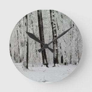 Horloge Ronde Arbres enneigés en hiver - -