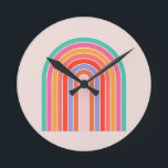 Horloge Ronde Arc en arc-en-ciel moderne du milieu du siècle<br><div class="desc">Arc-en-ciel rétro Abstrait - Arc-en-ciel coloré.</div>