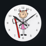 Horloge Ronde Assistant dentaire avec brosse à dents<br><div class="desc">Un design mignon pour les assistants dentaires avec un assistant dentaire figuratif féminin avec une brosse à dents rouge de taille géante! T-shirts Dental Assistant,  sweat - shirts à capuche,  magnets,  tasses,  mousepads,  journaux,  coussins,  gardiens,  ornements,  coques,  et bien plus encore.</div>