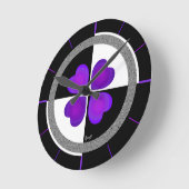 Horloge Ronde B&W Purple Hearts Beating (Angle)