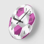 Horloge Ronde Balle de football rose et blanc (Angle)