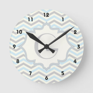 Horloge Ronde Bébé bleu moderne, grey, ivory chevron