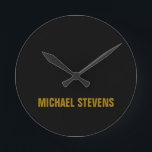 Horloge Ronde Black Gold Color Professional Ajouter un nom<br><div class="desc">Cette modèle est idéale pour ceux qui recherchent un design élégant,  simple mais frappant.</div>