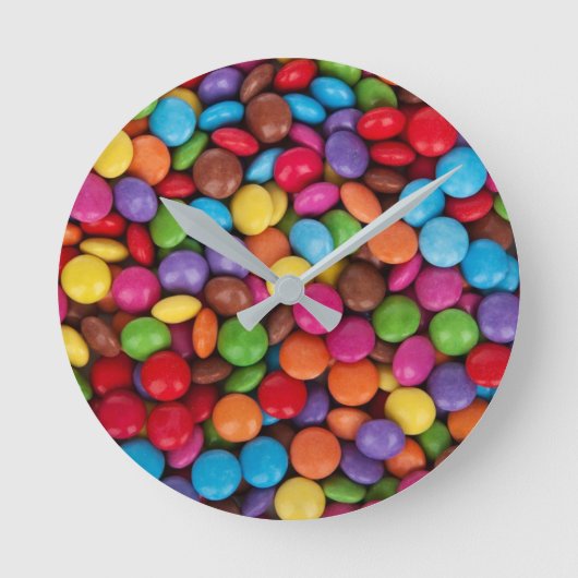 Horloge Ronde Bouton coloré Bonbon Quirky (Recto)