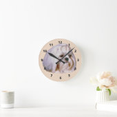 Horloge Ronde Brindle et Chih blanc Tzu Chig (Maison)