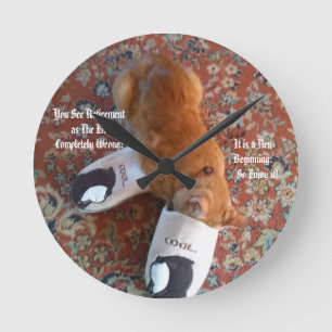 Horloge Ronde cadeau de retraite ginger chatons chaussons
