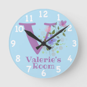 Horloge Ronde Cadran avec motif floral avec le nom Valérie et in