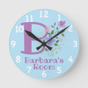 Horloge Ronde Cadran avec un motif floral et le nom Barbara