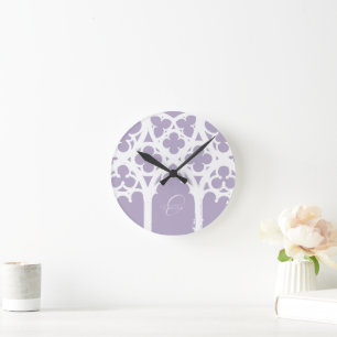 Horloge Ronde Calligraphie gothique minimaliste Lavande de fenêt