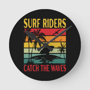 Horloge Ronde Cavaliers des vagues attrapent les vagues